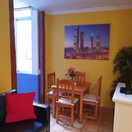 Apartamentos Dana Sol Madrid Bagian luar foto