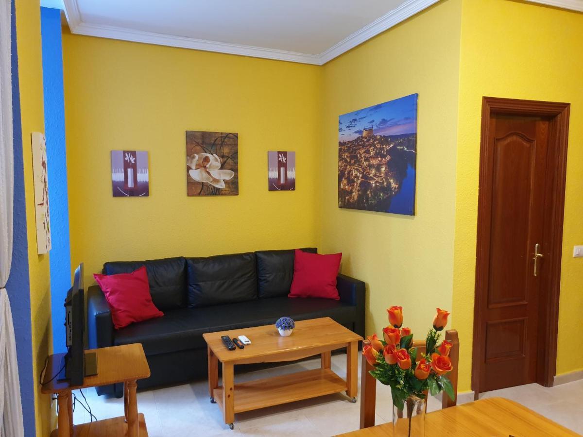 Apartamentos Dana Sol Madrid Bagian luar foto
