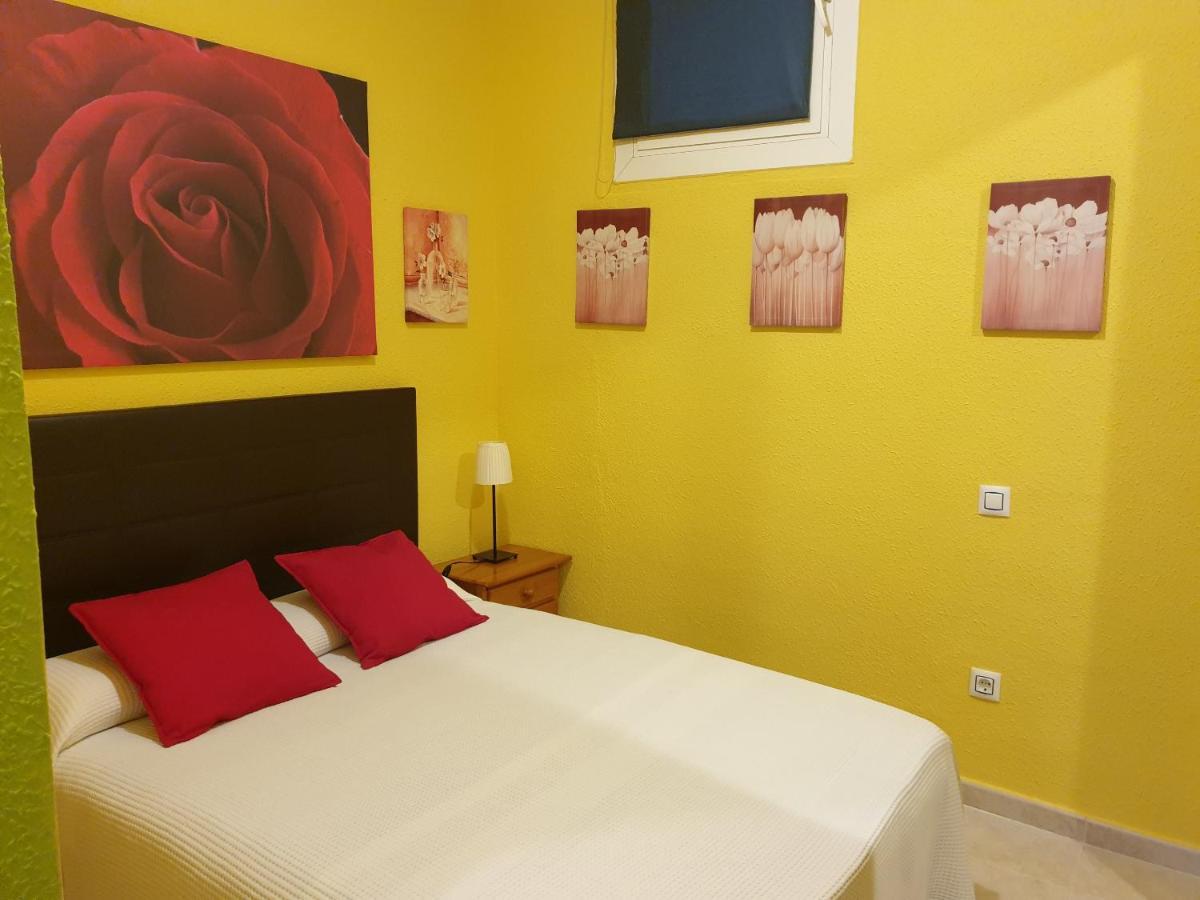 Apartamentos Dana Sol Madrid Bagian luar foto