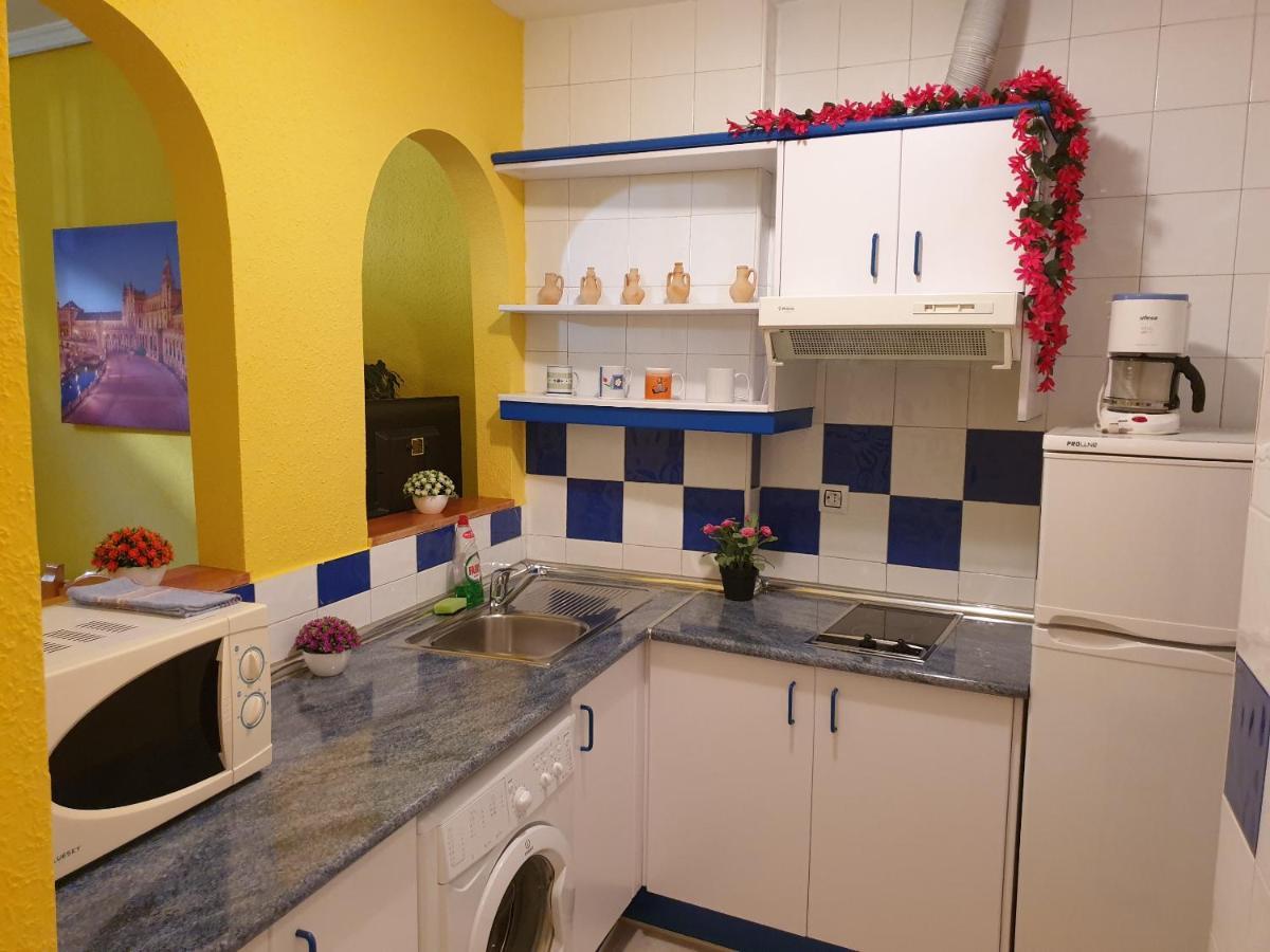 Apartamentos Dana Sol Madrid Bagian luar foto
