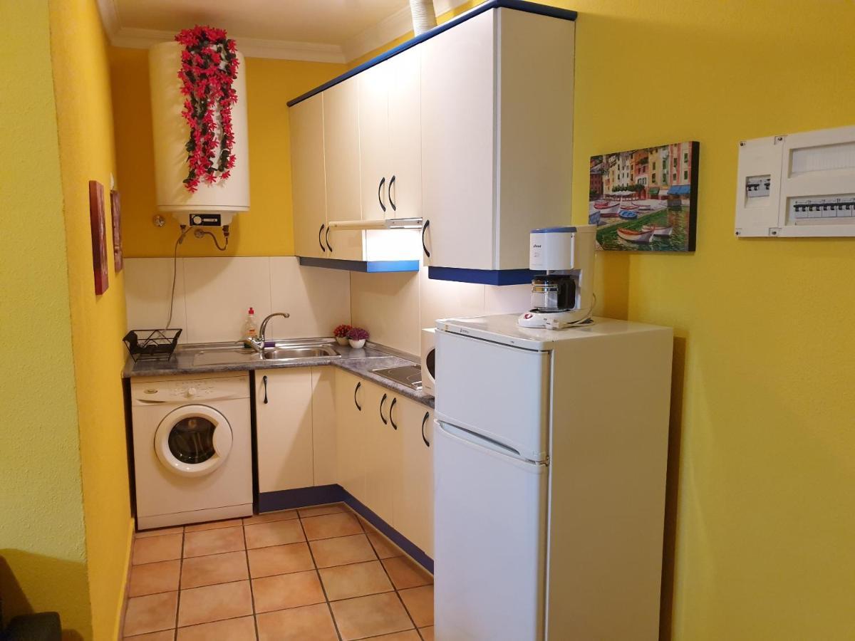 Apartamentos Dana Sol Madrid Bagian luar foto