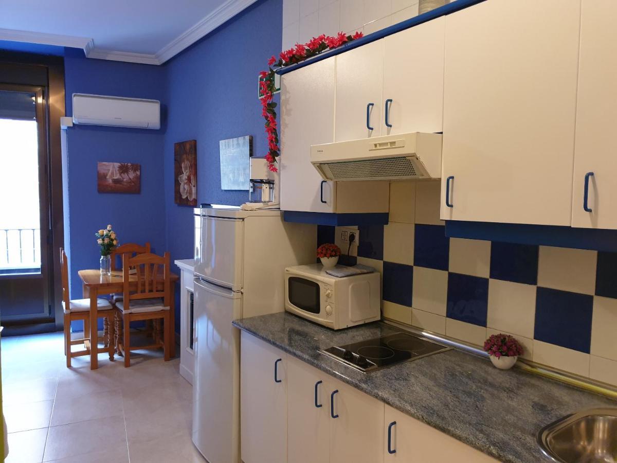Apartamentos Dana Sol Madrid Bagian luar foto