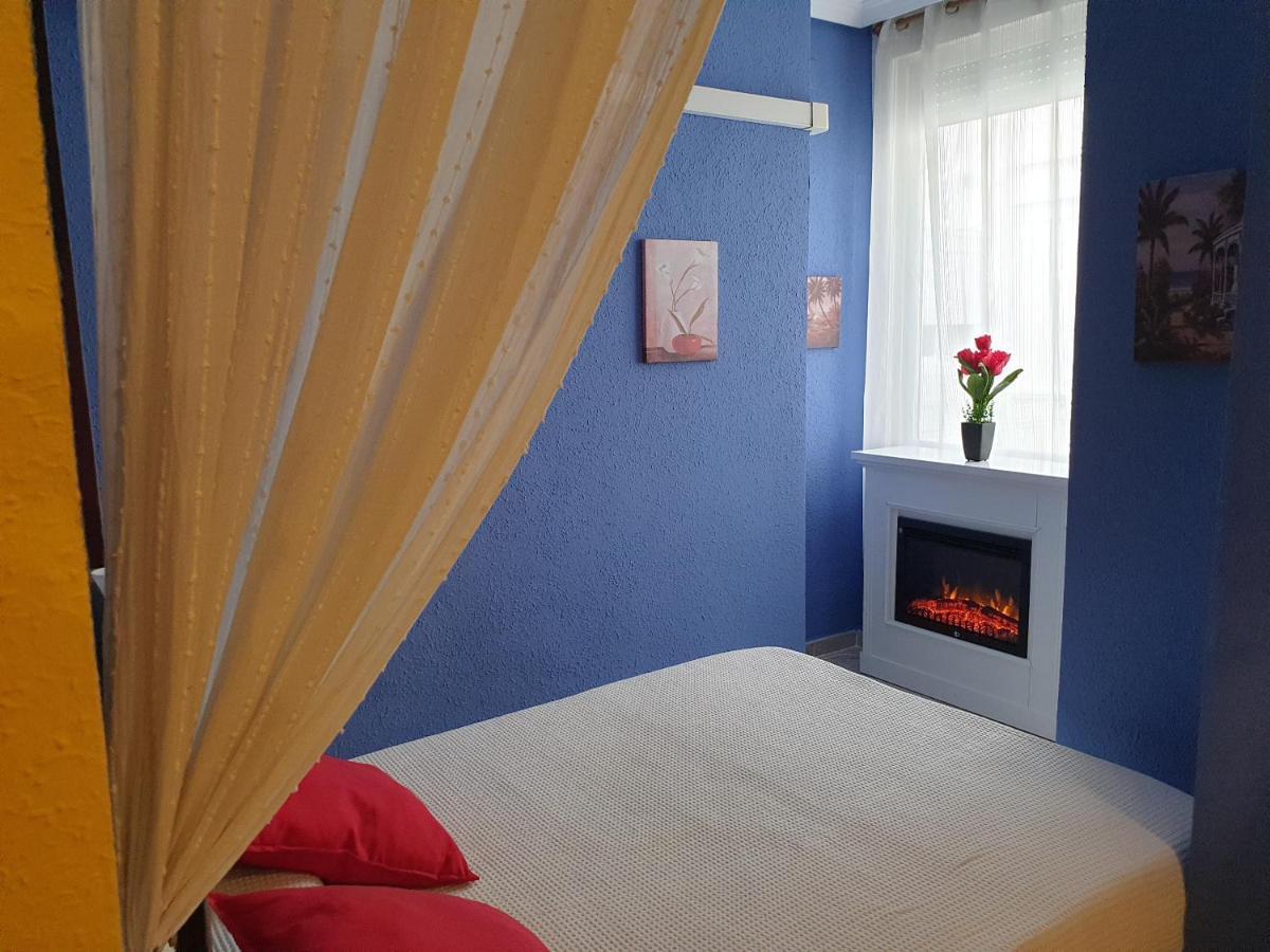 Apartamentos Dana Sol Madrid Bagian luar foto