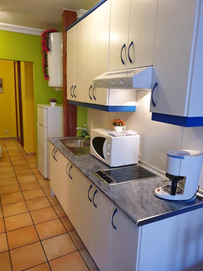 Apartamentos Dana Sol Madrid Bagian luar foto