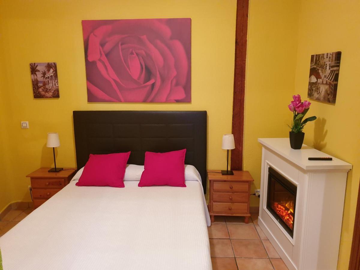 Apartamentos Dana Sol Madrid Bagian luar foto