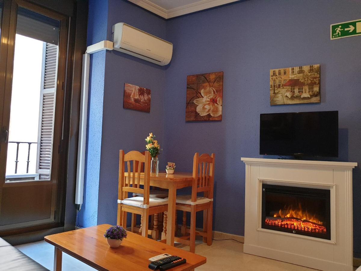 Apartamentos Dana Sol Madrid Bagian luar foto
