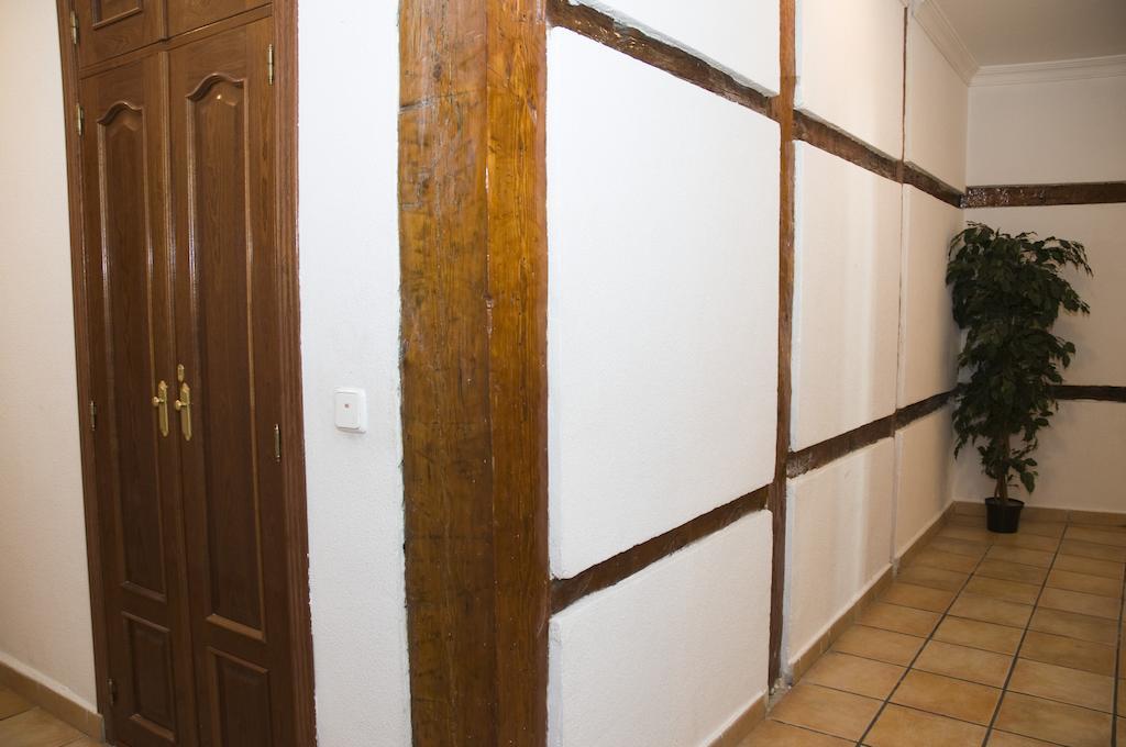 Apartamentos Dana Sol Madrid Bagian luar foto